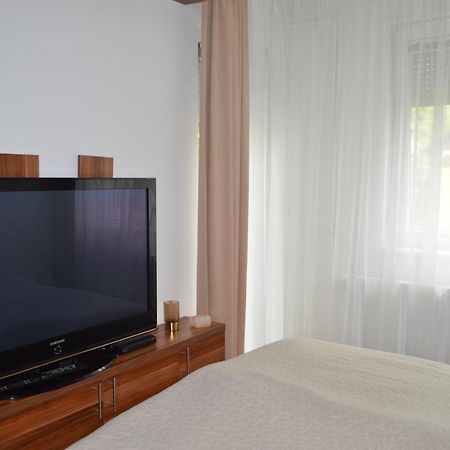 Angela Apartman Hajdúszoboszló Екстериор снимка